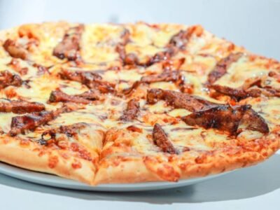 Pizza at Epic Restaurant: The Ultimate Slice of Happiness!